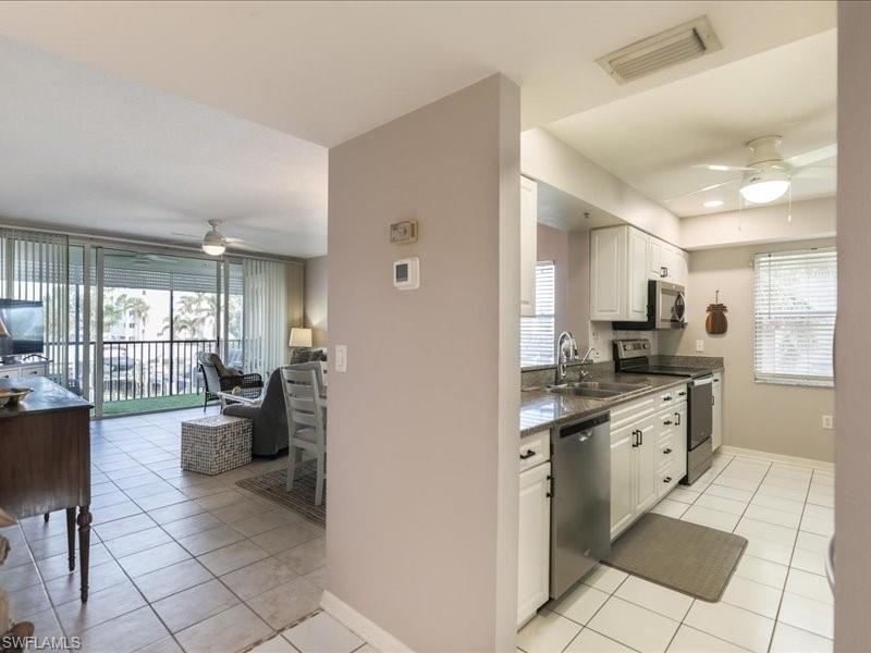 4421 Bay Beach Ln # 614 Property Photo 5