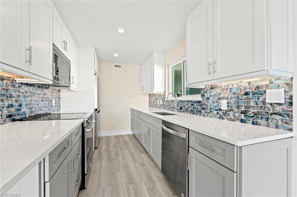 2500 Gulf Shore Blvd N # S10 Property Photo