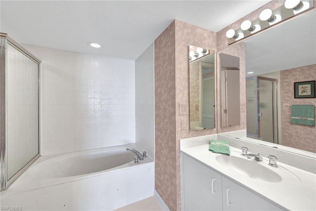 990 Cape Marco Dr # 1102 Property Photo 17