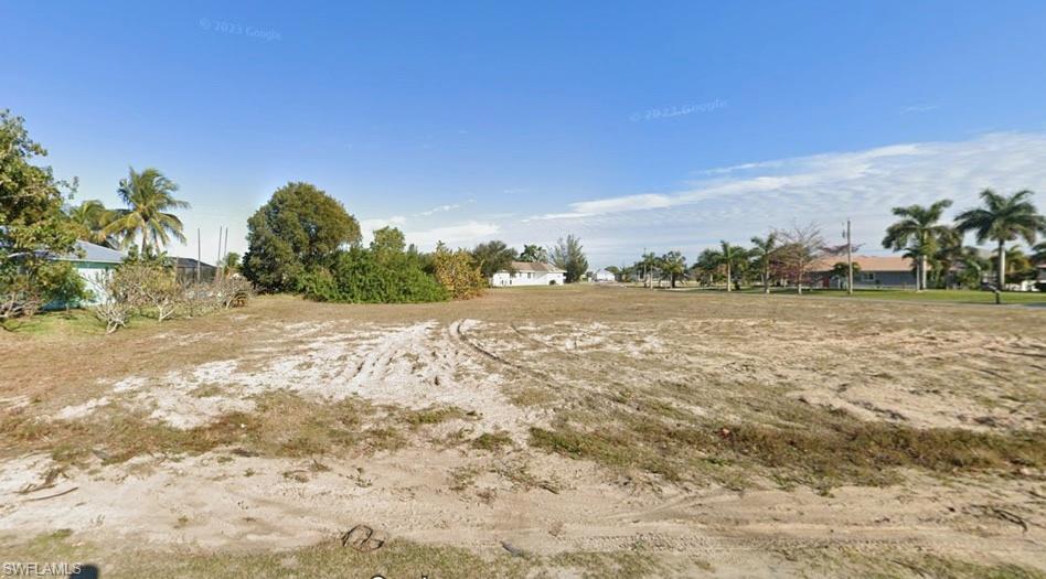 223 Nw 39th Ave Property Photo 1
