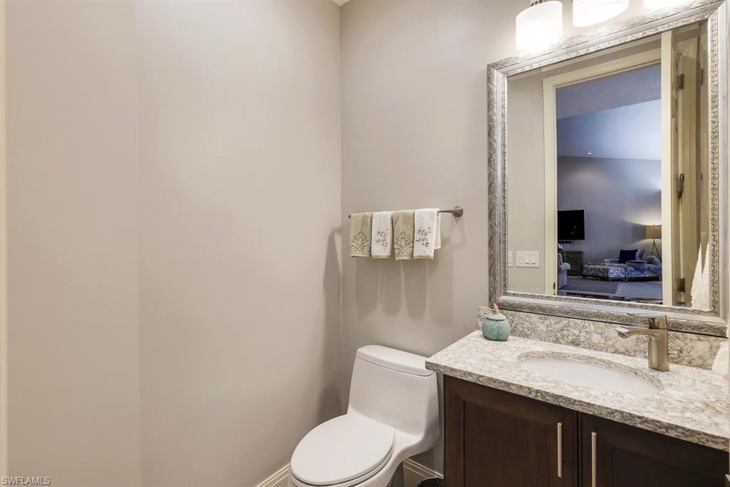 4556 Pond Apple Dr N Property Photo 41