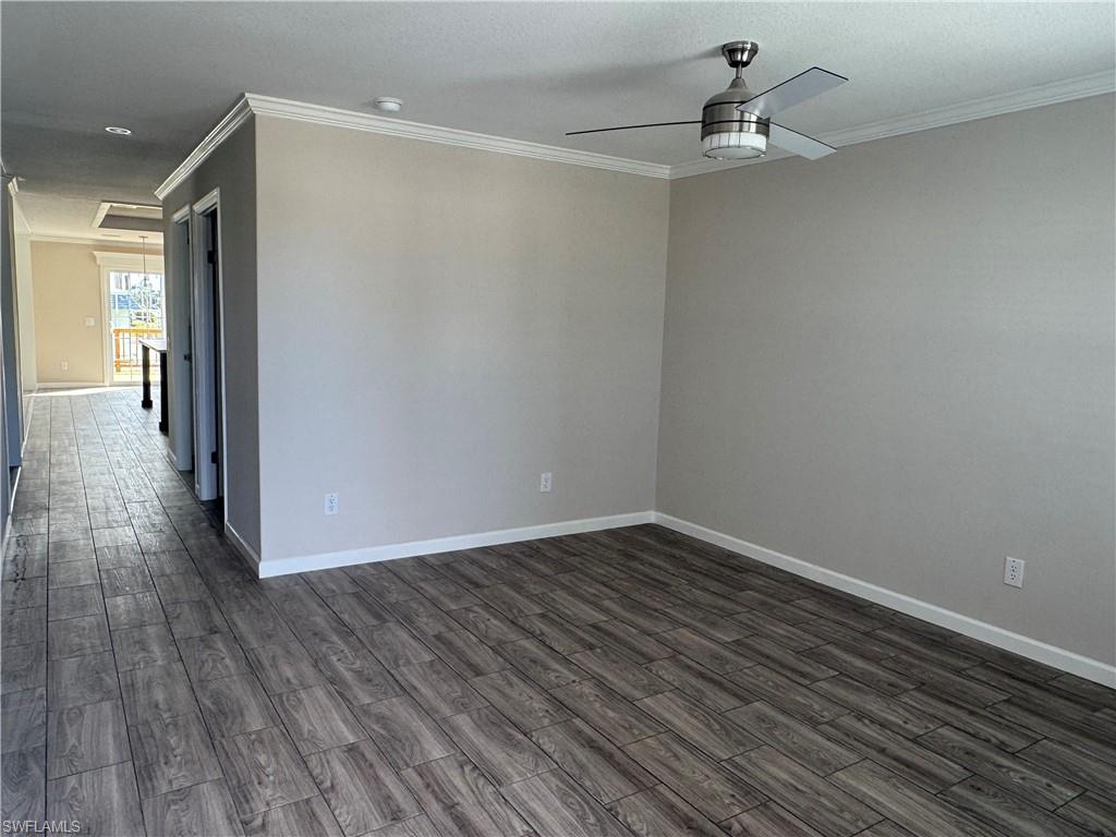 126 Raintree Ln Property Photo 3