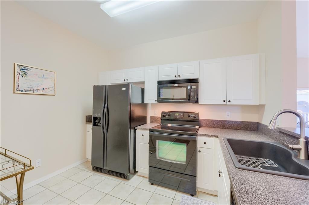 4241 Bellasol Cir 1922 Property Photo 23