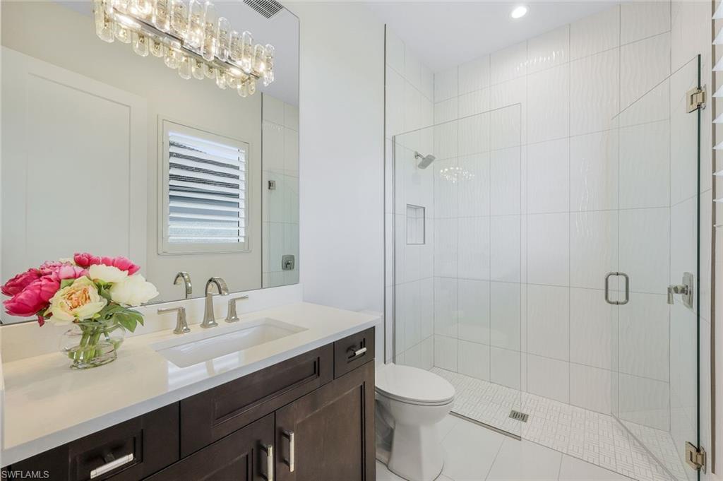18250 Blue Eye Loop Property Photo 24