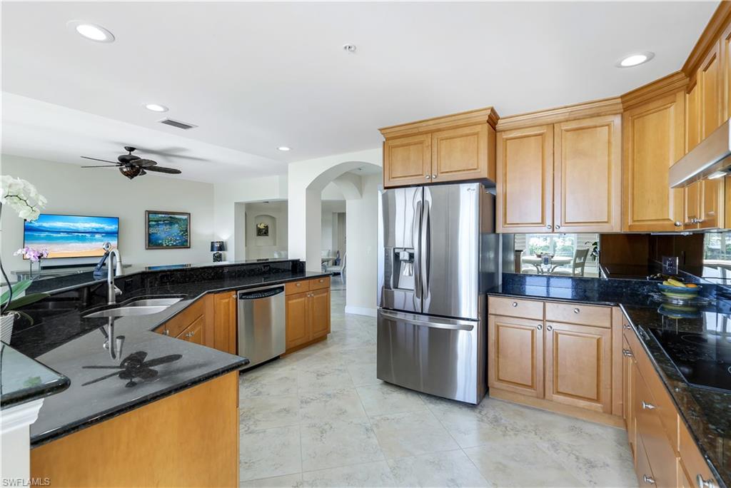 6061 Silver King Blvd # 302 Property Photo 38