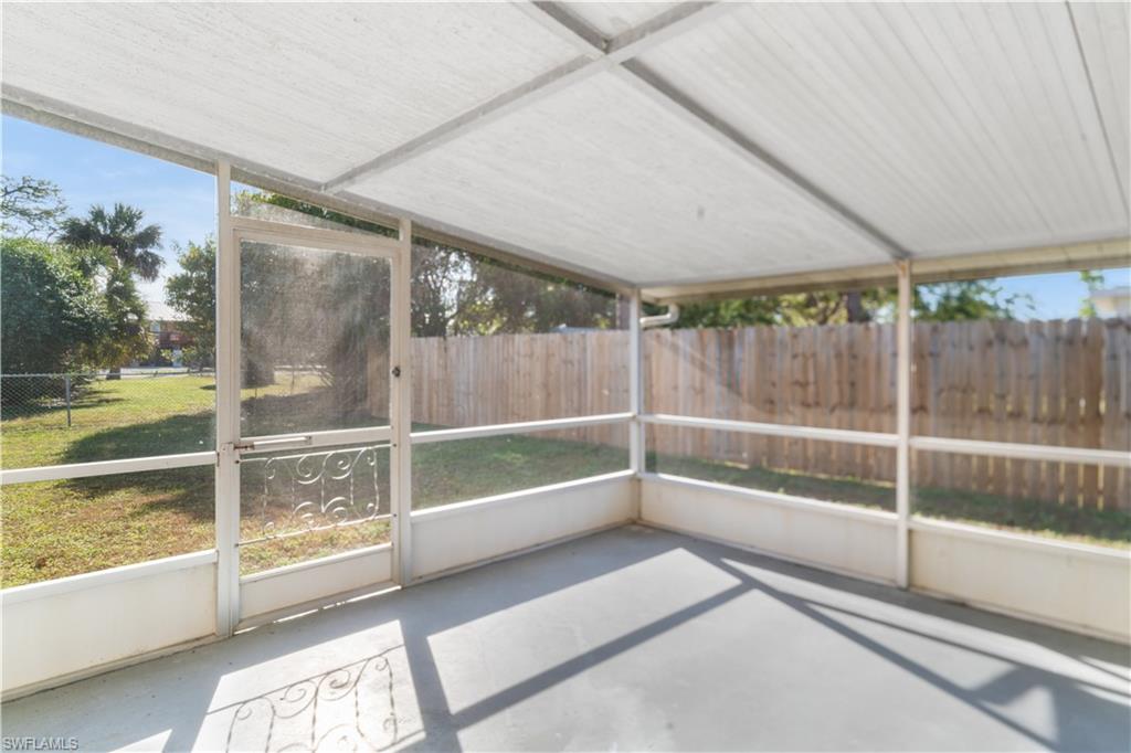 4820 Barcelona Cir Property Photo 13