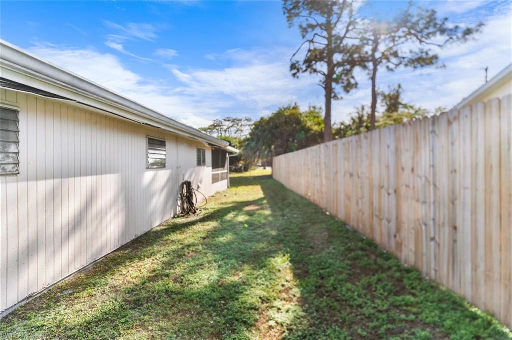 4820 Barcelona Cir Property Photo 17