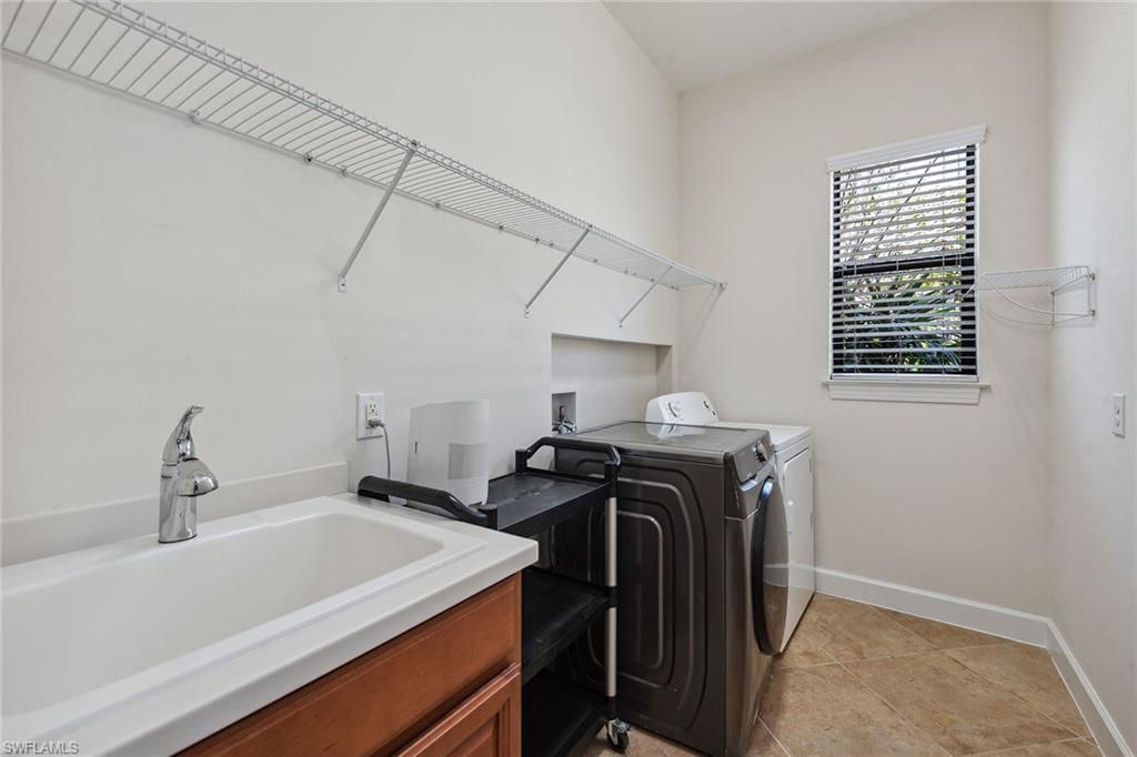 8464 Palacio Ter W Property Photo 23