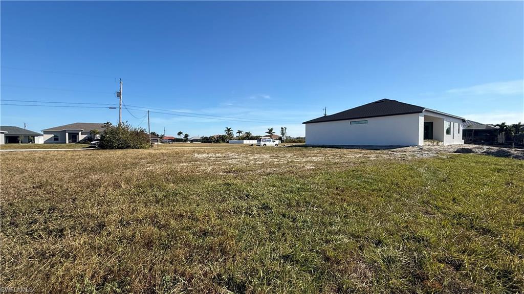 1442 Nw 38th Pl Property Photo 5