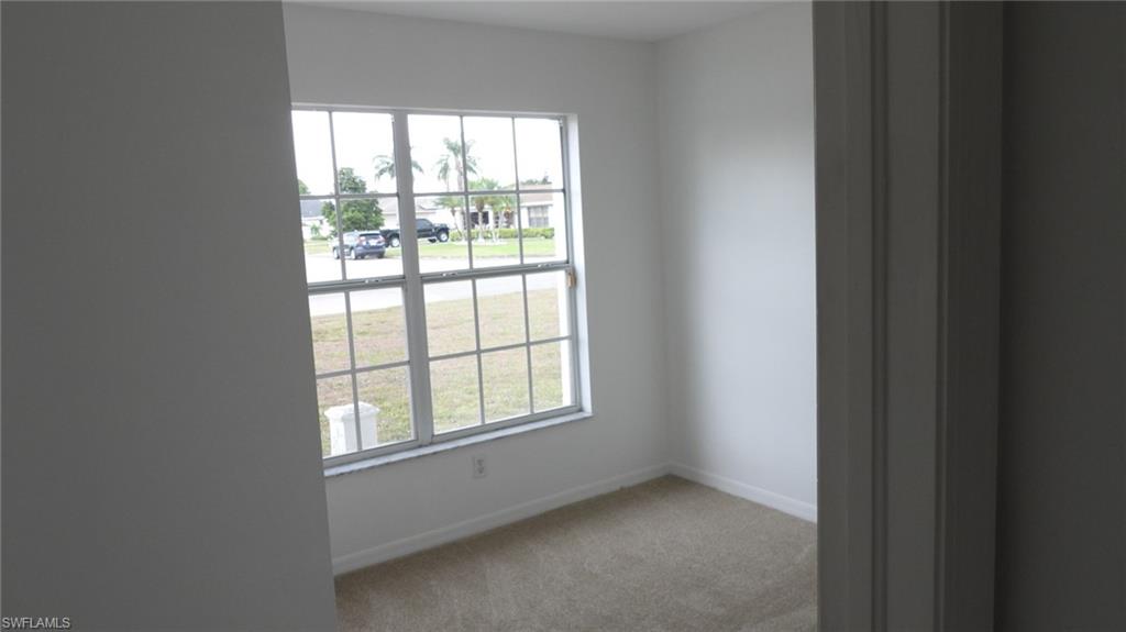 204 Roat St Property Photo 8