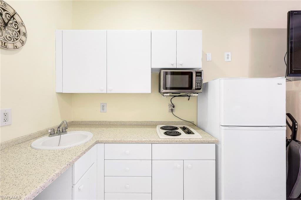 25000 Tamiami Trl E # E162 Property Photo 7