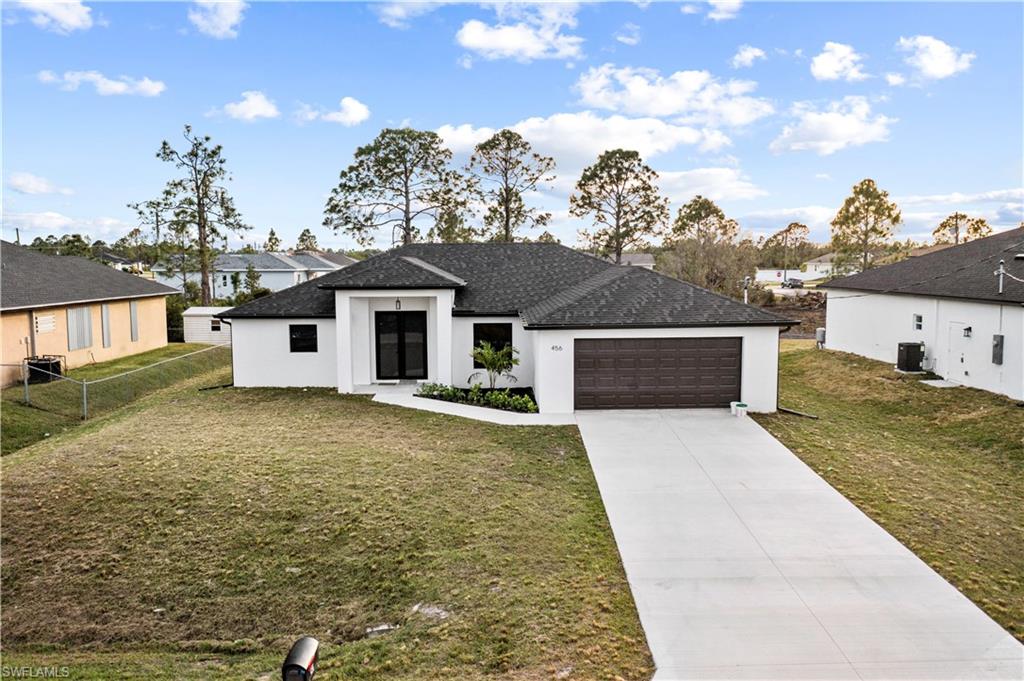 456 Mercedes Ct Property Photo 2