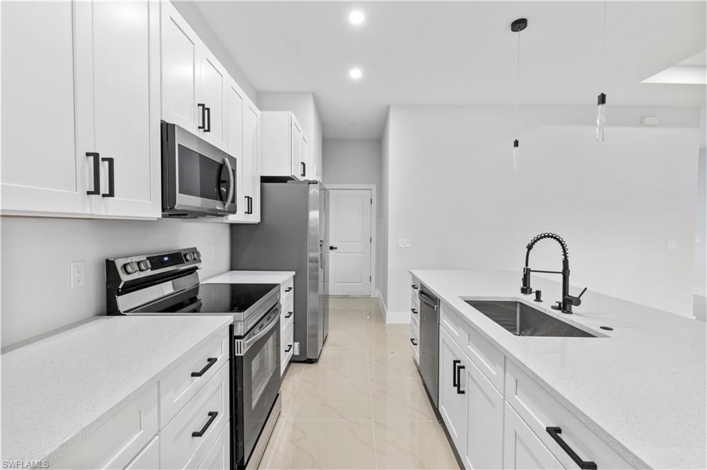456 Mercedes Ct Property Photo 16