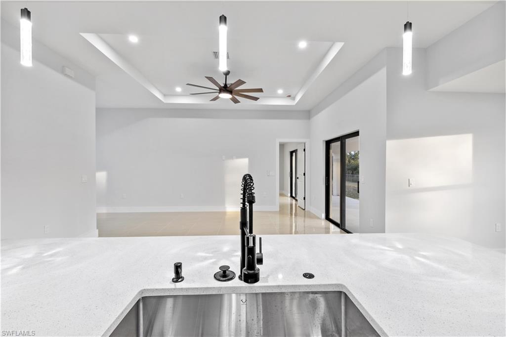 456 Mercedes Ct Property Photo 17