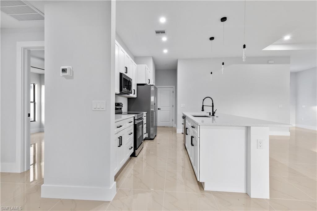 456 Mercedes Ct Property Photo 18