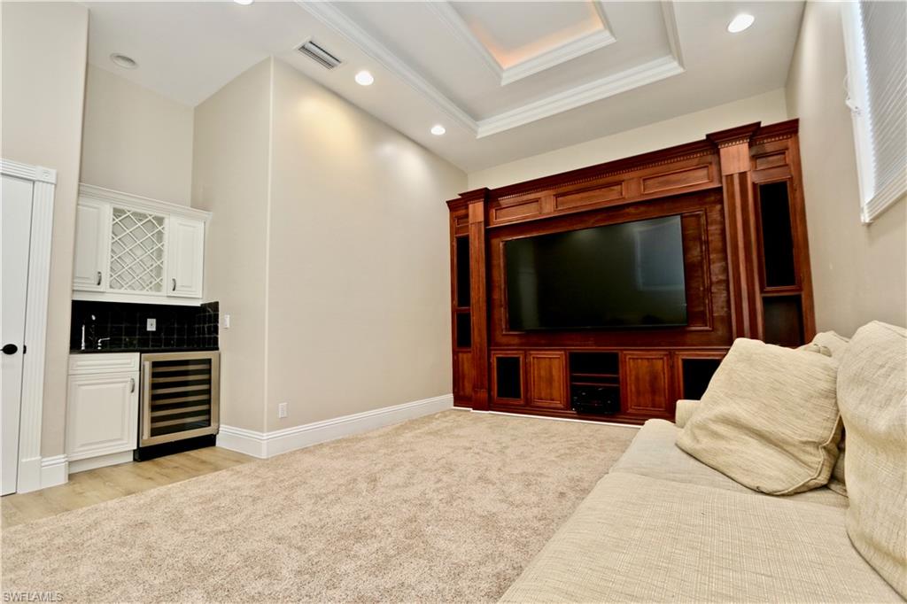 2855 Coach House Way Property Photo 6