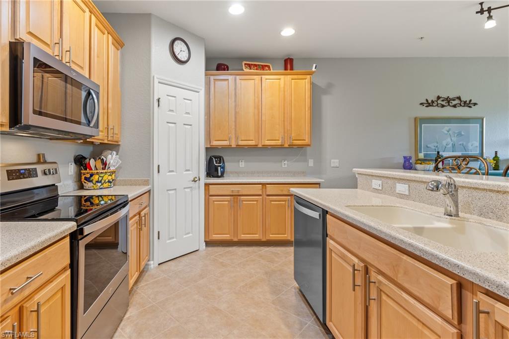 14712 Calusa Palms Dr # 103 Property Photo 4