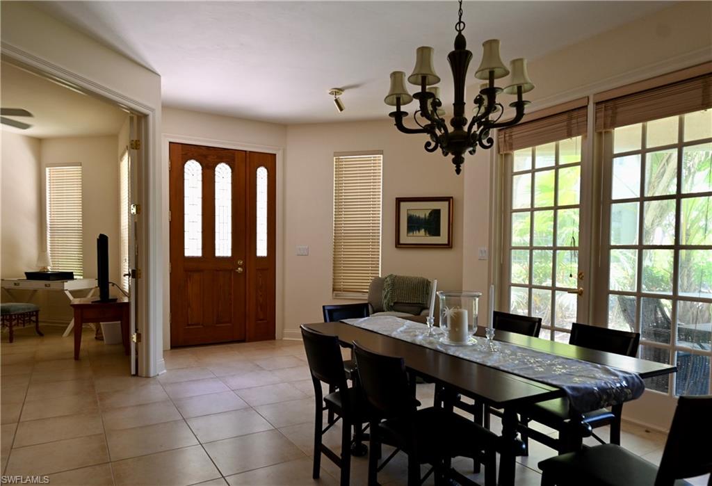 157 Colonade Cir Property Photo 5