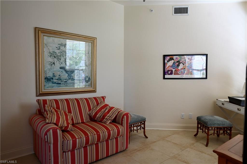 157 Colonade Cir Property Photo 16