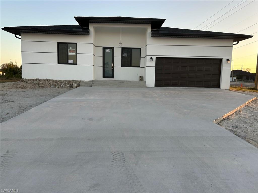 2 Ne 9th St Property Photo 2