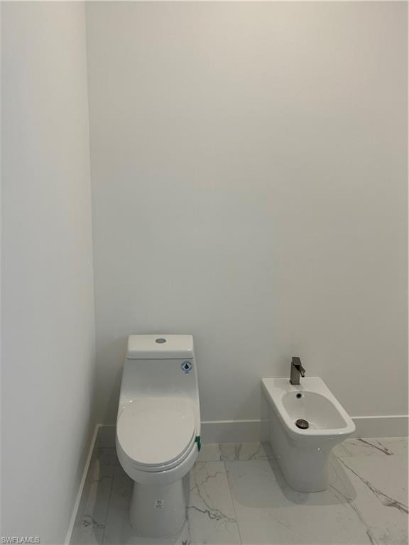 2 Ne 9th St Property Photo 18