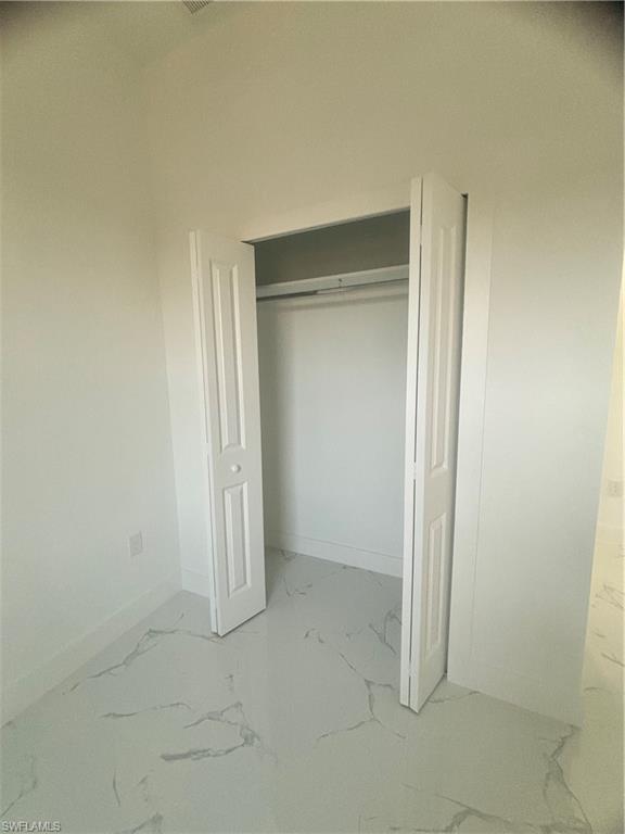 1115 Cumming St E Property Photo 19