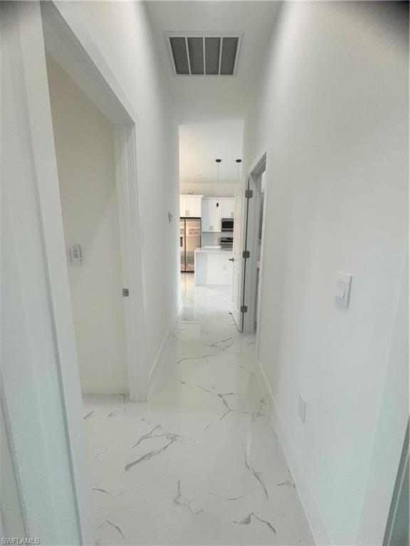 1115 Cumming St E Property Photo 25