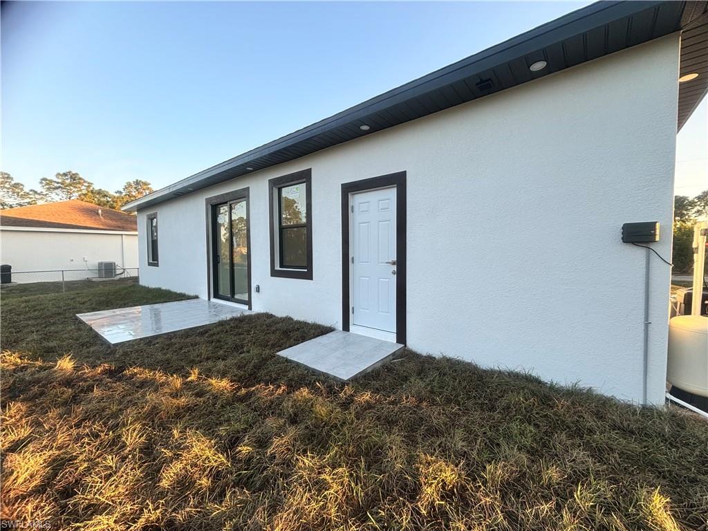 1115 Cumming St E Property Photo 28