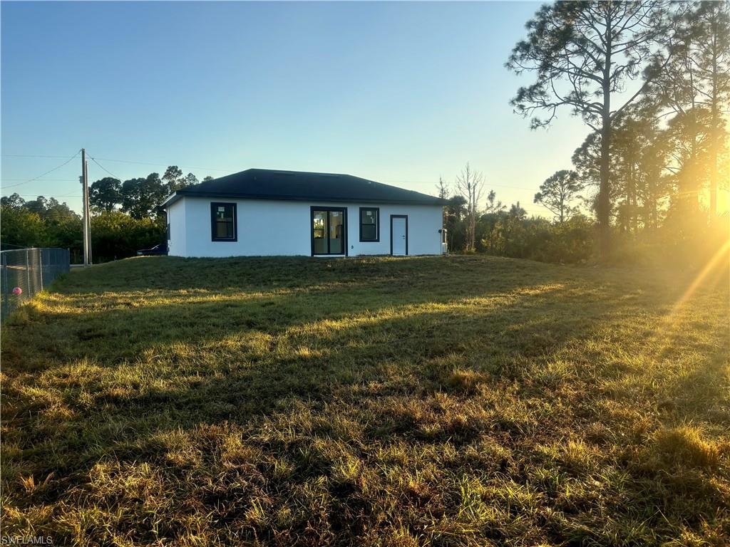 1115 Cumming St E Property Photo 29