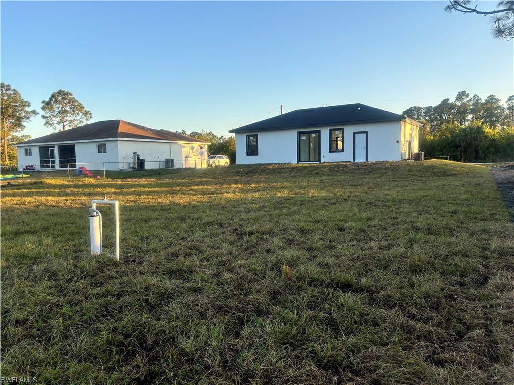 1115 Cumming St E Property Photo 31
