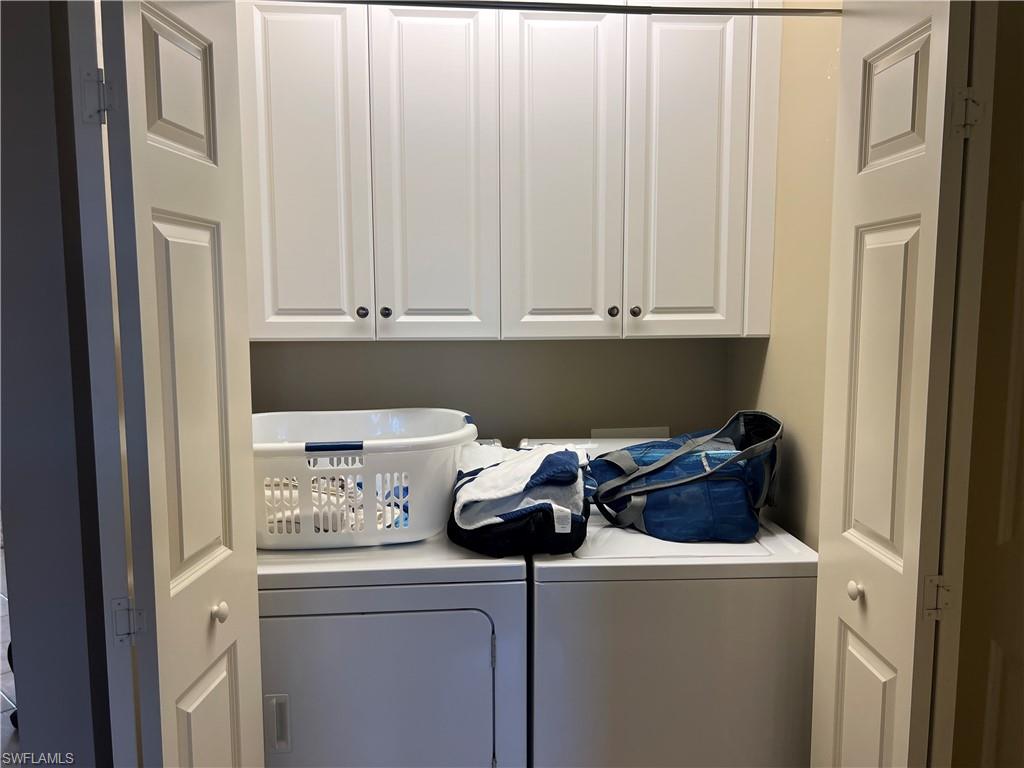 5068 Annunciation Cir # 4211 Property Photo 13