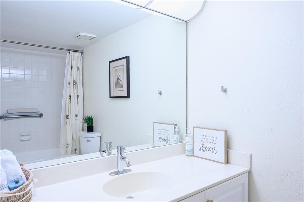 595 Beachwalk Cir # M103 Property Photo 26