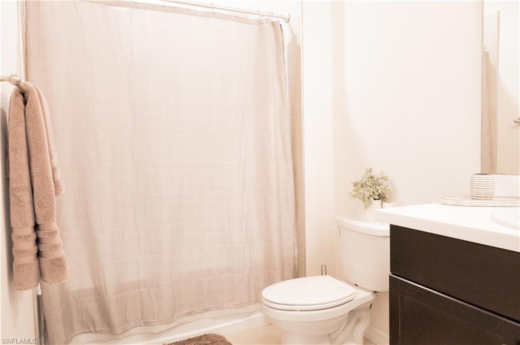 1809 Ne 5th Ct Property Photo 24