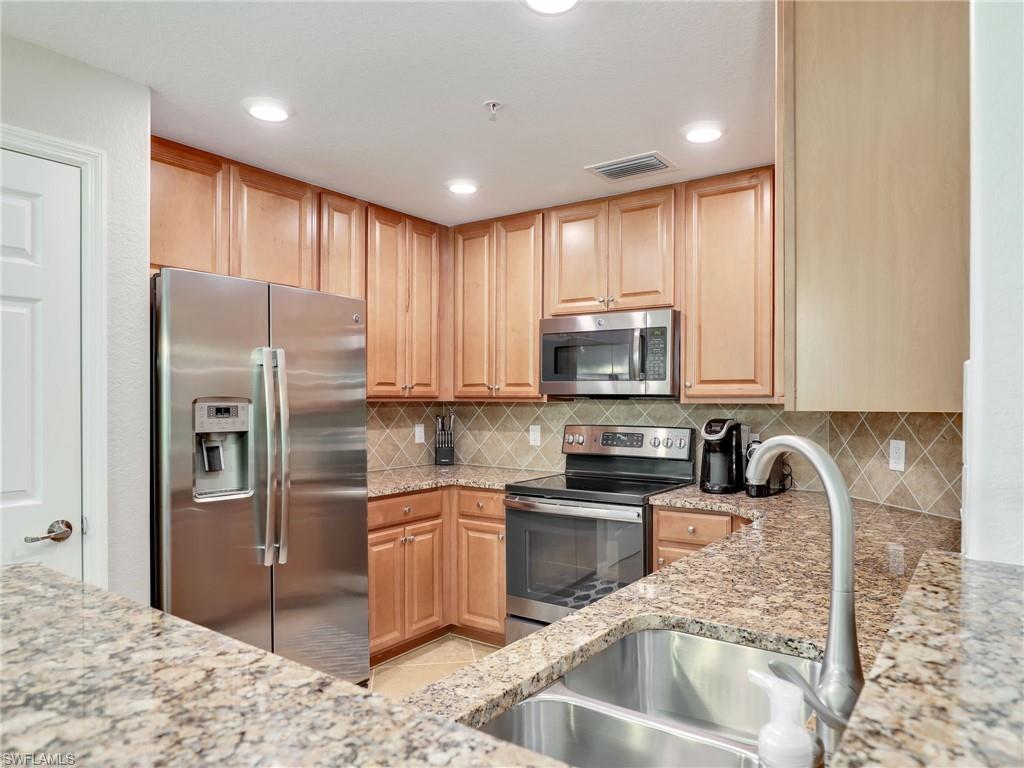 9484 Casoria Ct # 102 Property Photo 11