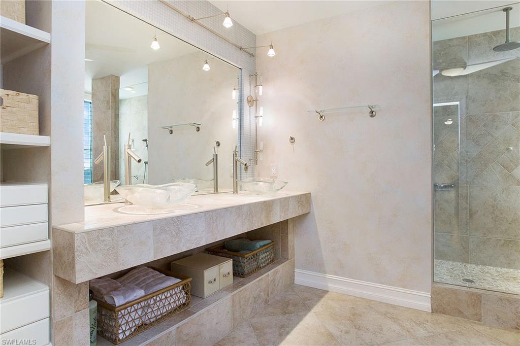 6000 Royal Marco Way # 545 Property Photo 21
