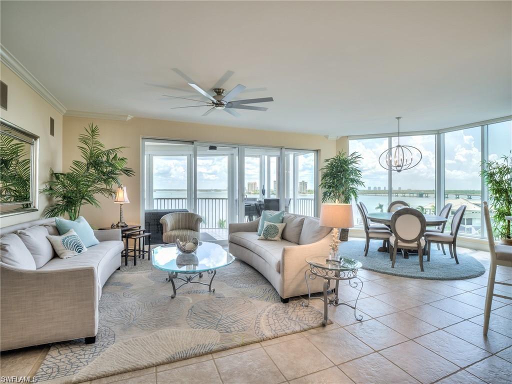 4137 Bay Beach Ln # 556 Property Photo 11