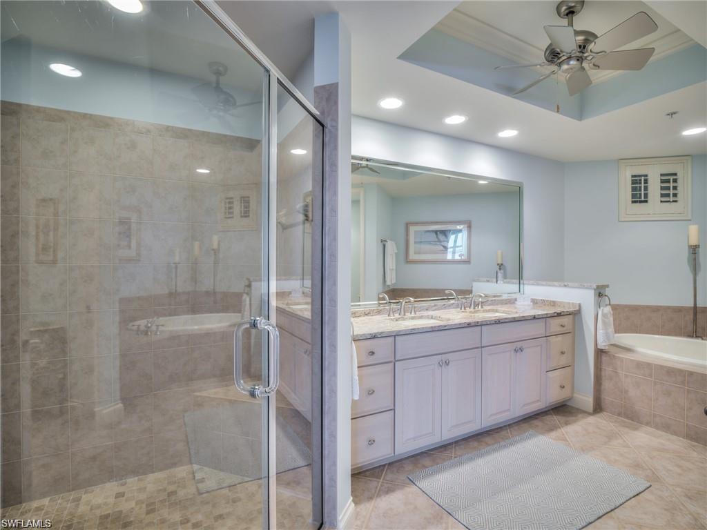 4137 Bay Beach Ln # 556 Property Photo 22