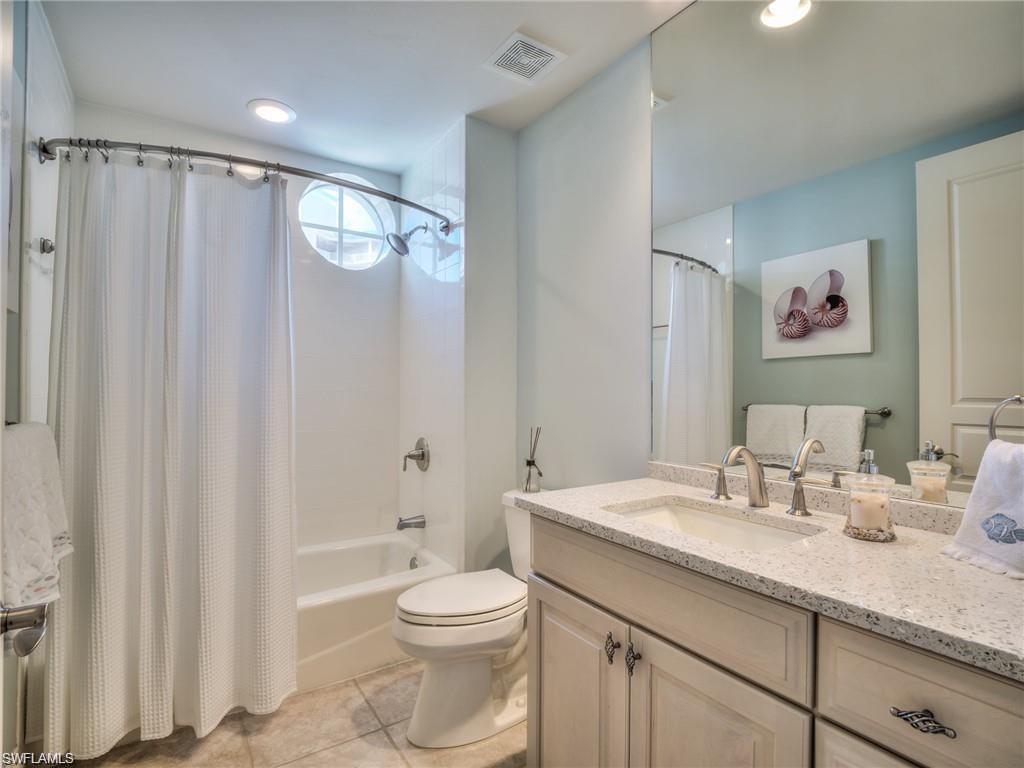 4137 Bay Beach Ln # 556 Property Photo 27