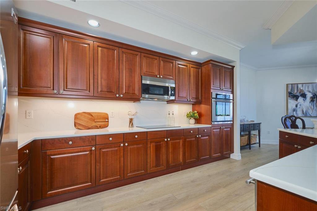14300 Riva Del Lago Dr # 805 Property Photo 3