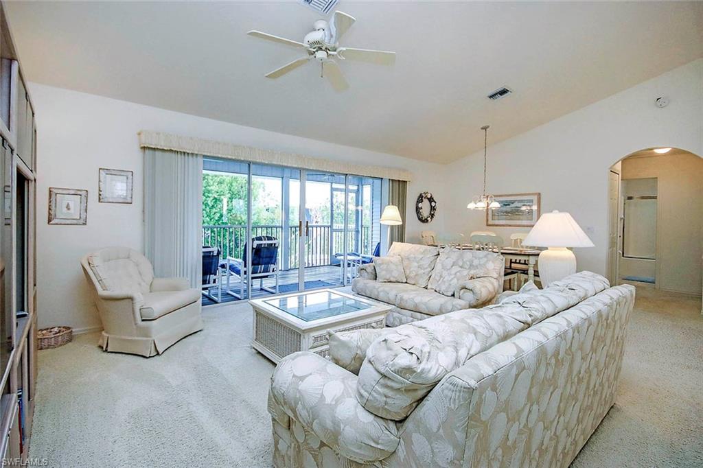 575 Hideaway Ct Property Photo 4