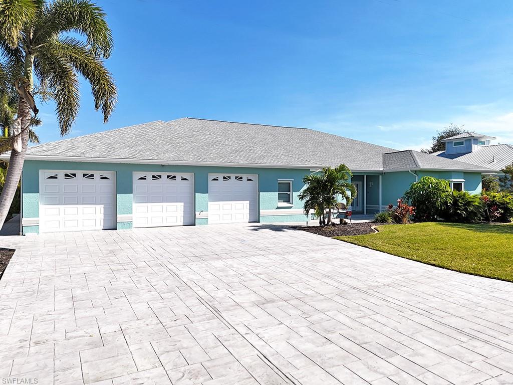 2008 Bahama Ave Property Photo 3