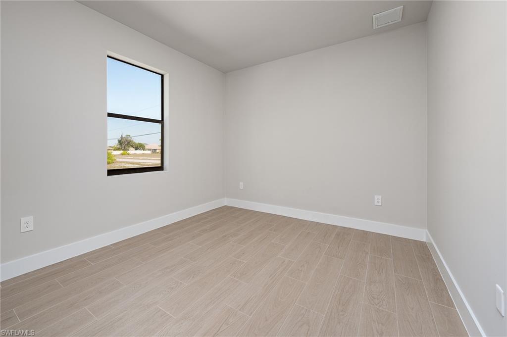 3737 Kelsey St Property Photo 11