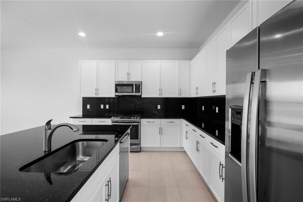 20926 Thistle Leaf Ln Property Photo 14