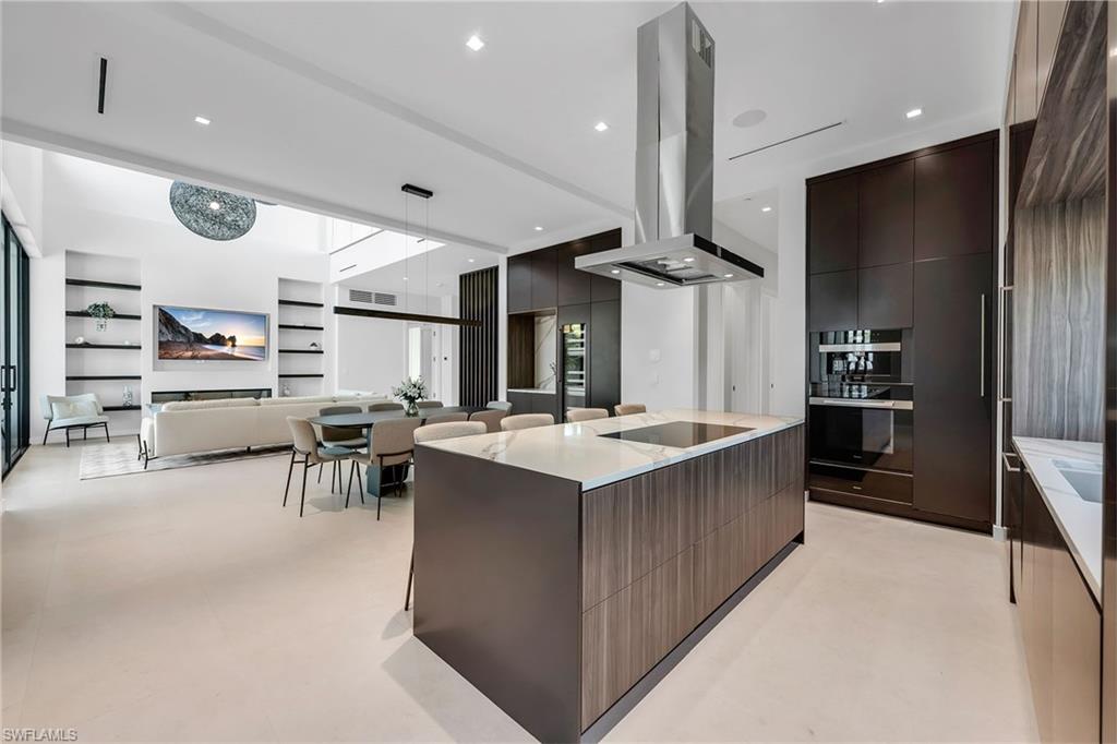 788 7th Ave N Property Photo 8