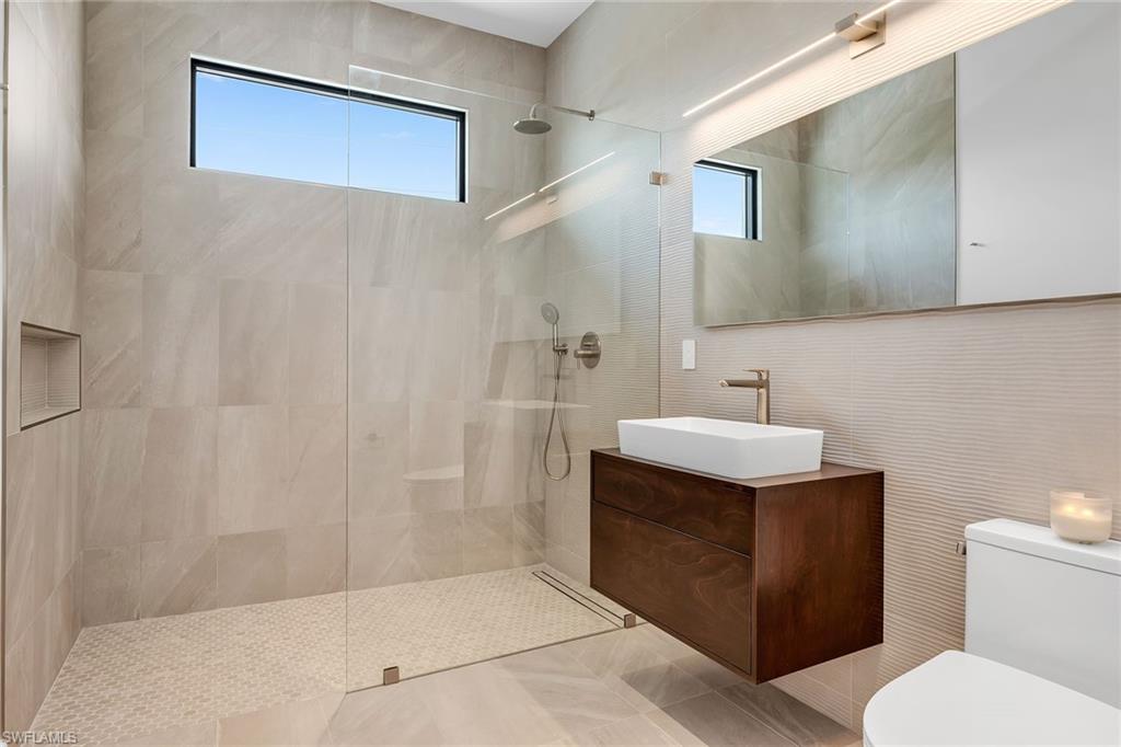 788 7th Ave N Property Photo 11