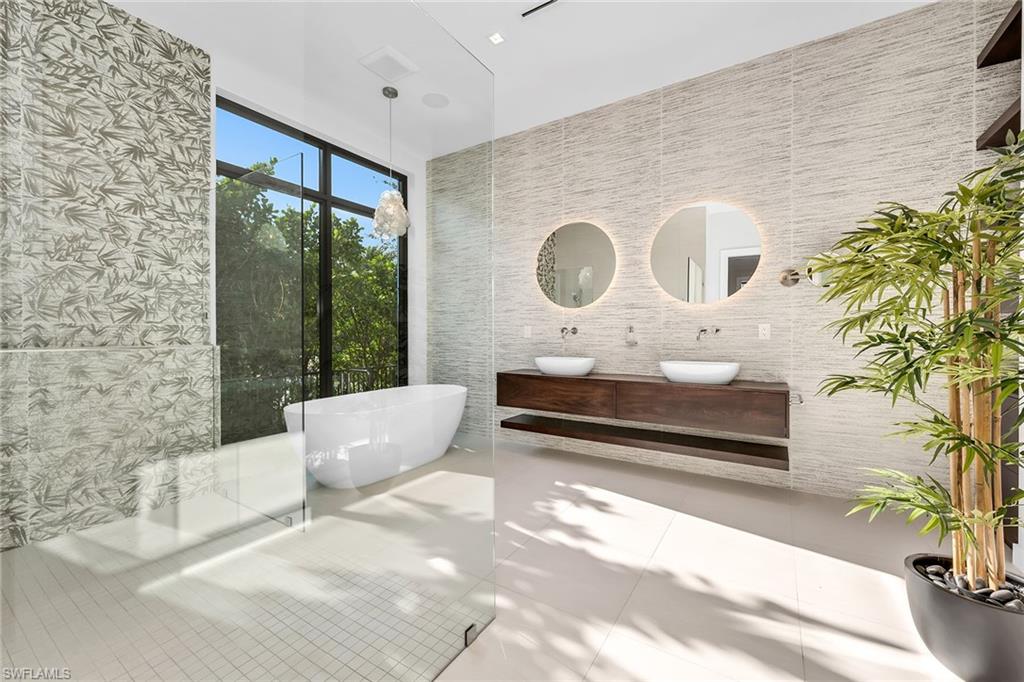 788 7th Ave N Property Photo 15