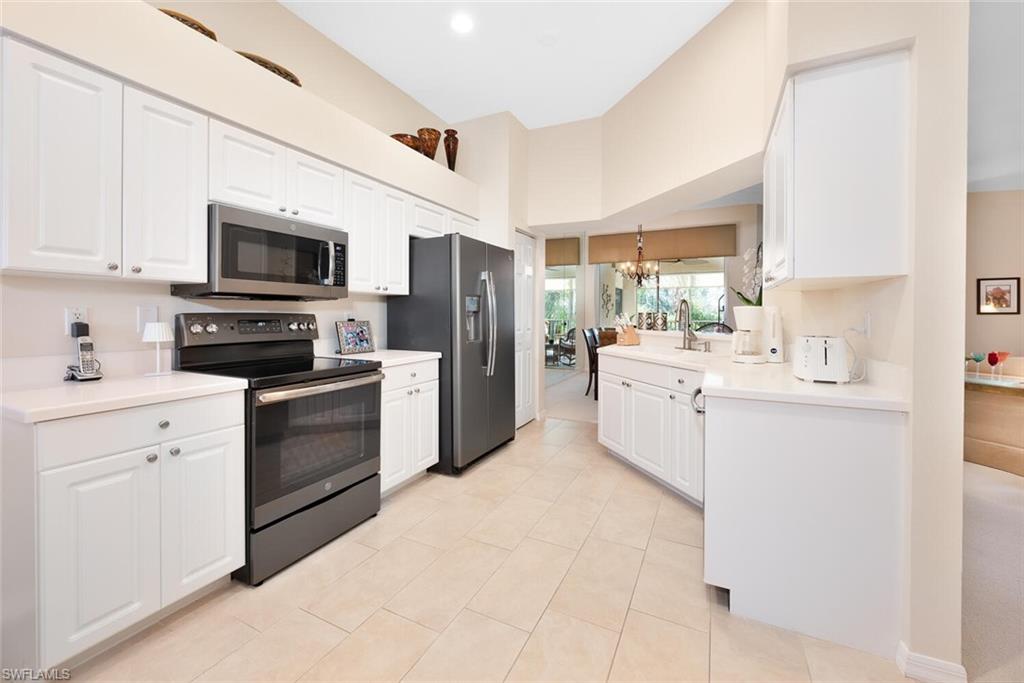 25160 Sandpiper Greens Ct # 202 Property Photo 5