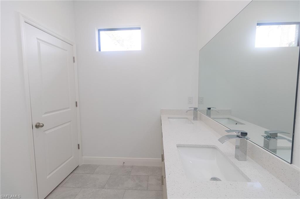 2906 16th St Sw Property Photo 12