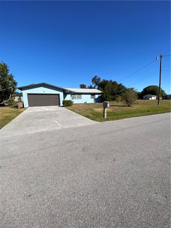 4012 5th St W Property Photo 1