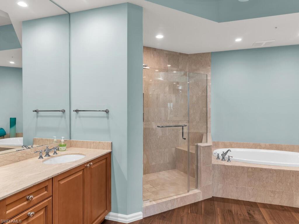 1050 Borghese Ln 2105 Property Photo 17